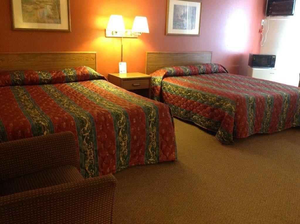 Knights Inn Kirksville Bagian luar foto